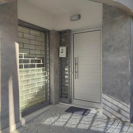 Alkinoos Apartamento *